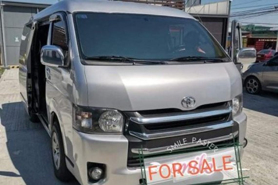 Silver Toyota Hiace Grandia 2013 for sale in Santo Domingo