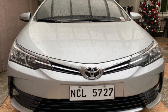Selling Brightsilver 2018 Toyota Corolla Altis in Pasig