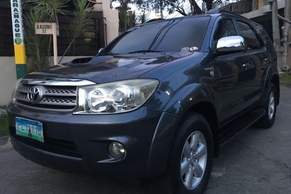 Black Toyota Fortuner 2010 for sale in Paranaque