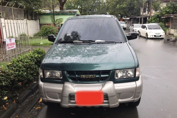 Green Isuzu Crosswind 2002 for sale in Quezon