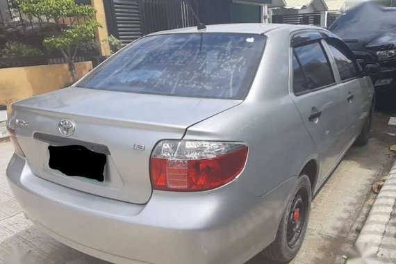 Selling Brightsilver Toyota Vios 2006 in Davao