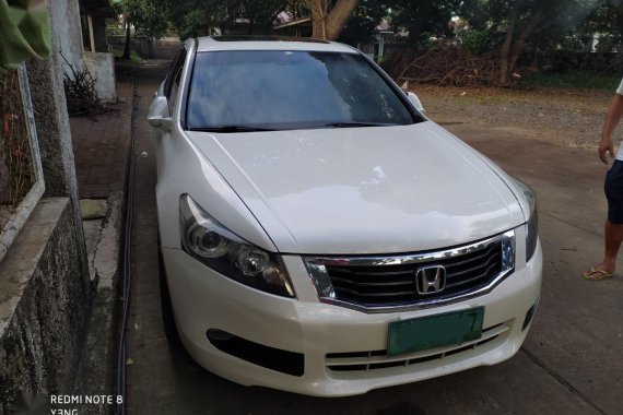 White Honda Accord 2009 for sale in Pulilan