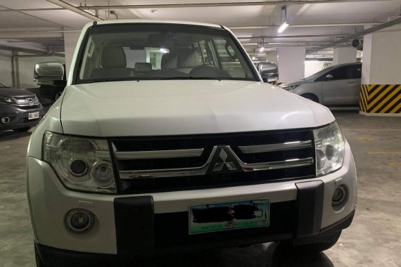 For sale Mitsubishi Pajero BK Diesel top of the line low mileage 2008