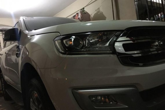 White Ford Everest Trend 2016 for sale in Quezon