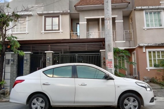 Selling White Nissan Almera 2017 in Caloocan