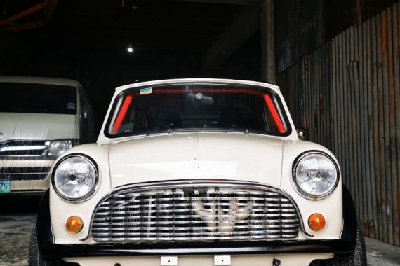 Selling Pearlwhite Mini Cooper 1973 in Quezon