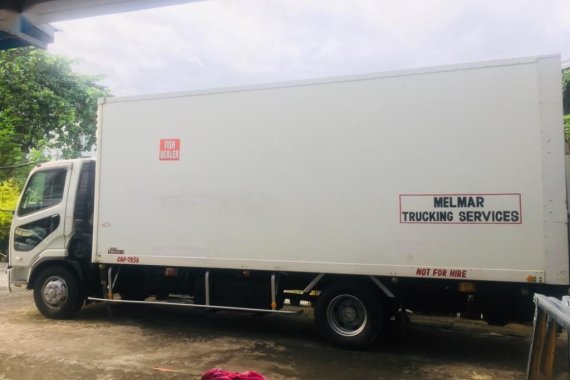 White Mitsubishi Fuso 2015 for sale in Cainta