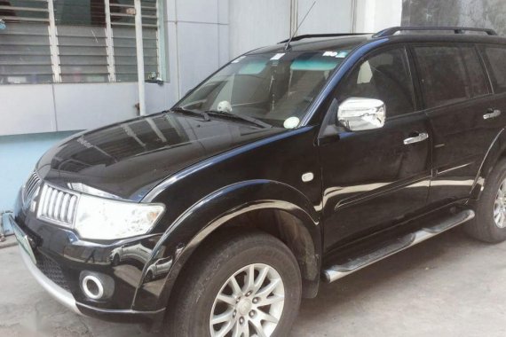 Selling Black Mitsubishi Montero Sport 2009 in Cebu