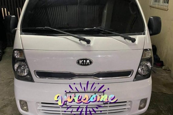 Selling White Kia Panoramic 2015 in Taguig