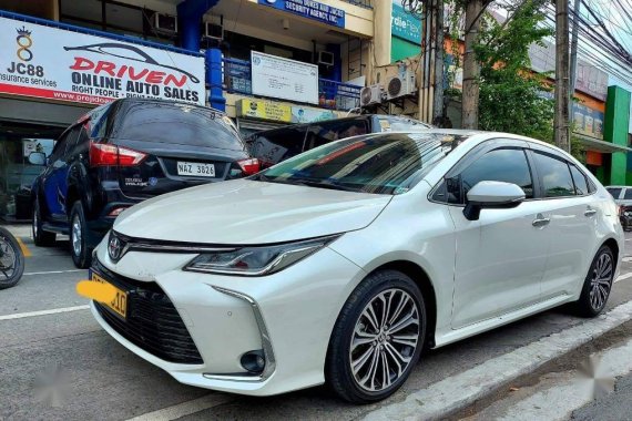 Pearlwhite Toyota Corolla Altis 2020 for sale in Antipolo