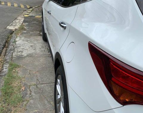 White Hyundai Santa Fe 2016 for sale in Pasig