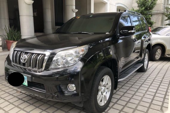 Selling Black Toyota Land Cruiser 2013 in Quezon