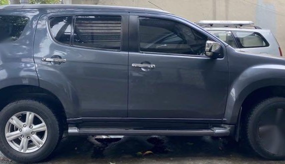 Isuzu Mu-X 2016