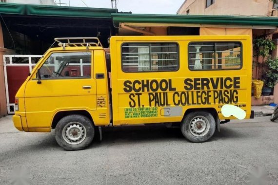 Mitsubishi L300 FB Deluxe 2.5 Manual 2014