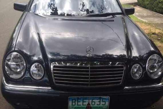 Mercedes-Benz E320 Avantgarde Auto 1996