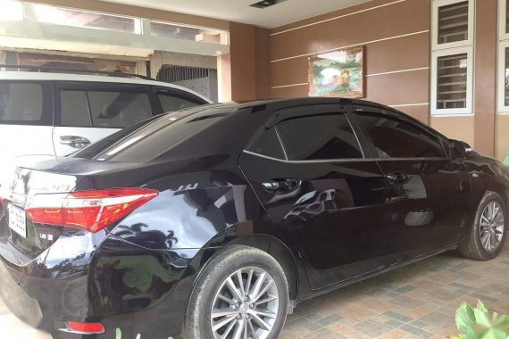 Black Toyota Corolla Altis 2016 for sale in Quezon