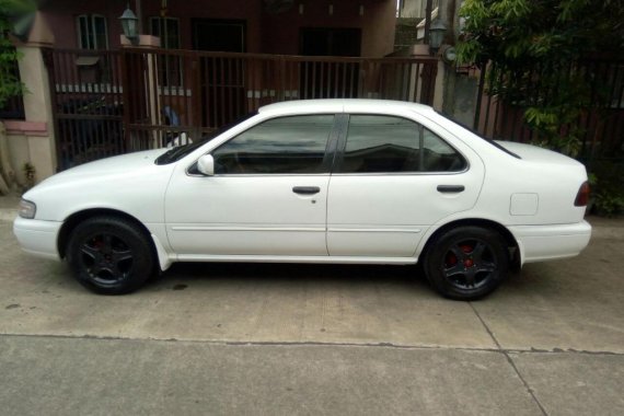 Nissan Sentra Super Saloon Manual 2000