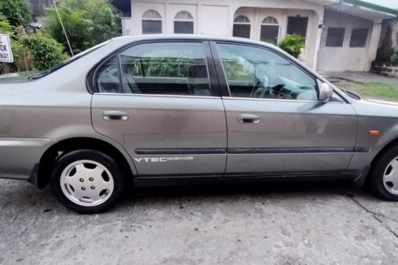 Selling Brightsilver Honda Civic 1999 in Makati