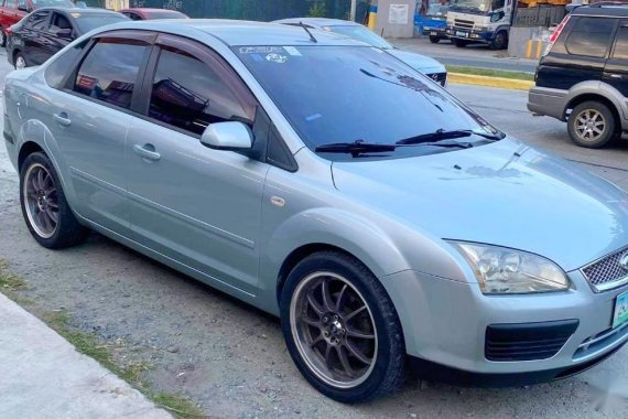 Selling Brightsilver Ford Focus 2007 in Muntinlupa