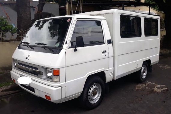 Mitsubishi L300 FB Body Manual 2017