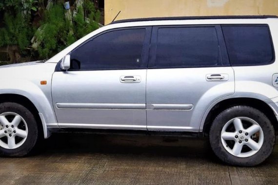 Silver Nissan X-Trail 2004 for sale in Lipa