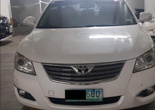 Pearlwhite Toyota Camry 2018 for sale in San Juan