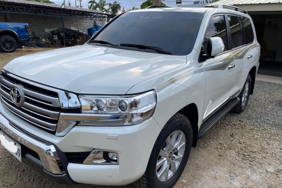 Toyota Land Cruiser LC200 Auto 2018