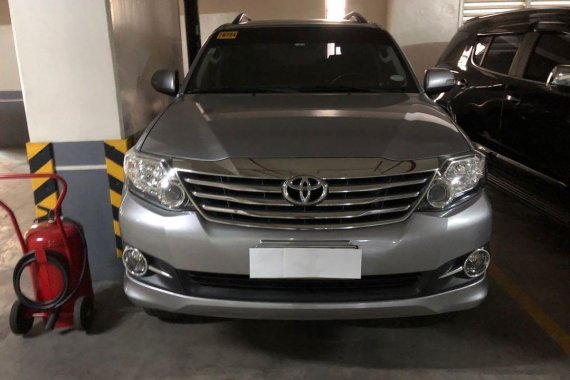 Selling Silver Toyota Fortuner 2015 in Makati