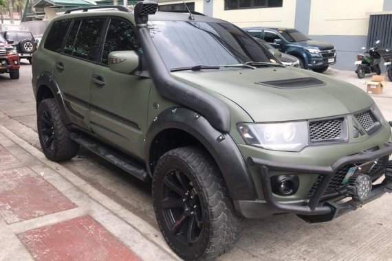 Mitsubishi Montero Auto