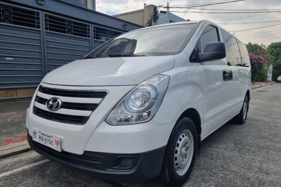 Reserved! Lockdown Sale! 2017 Hyundai Starex 2.5 GL Manual White 9-Seater 37T Kms MS6785