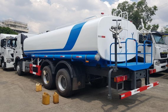 2021 BRAND NEW HOWO A7 20,000 LITERS WATER TRUCK FOR SALE