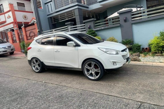 2011 HYUNDAI TUCSON GLS