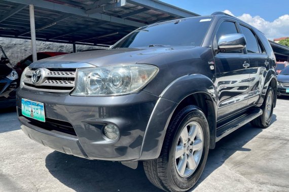 Toyota Fortuner 2010 G Diesel Automatic