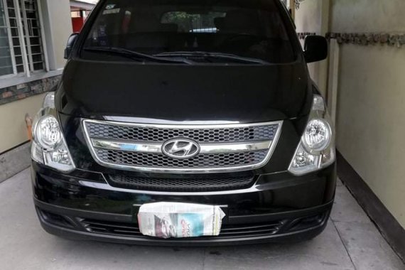 Hyundai Grand Starex 2012 M/T Forsale