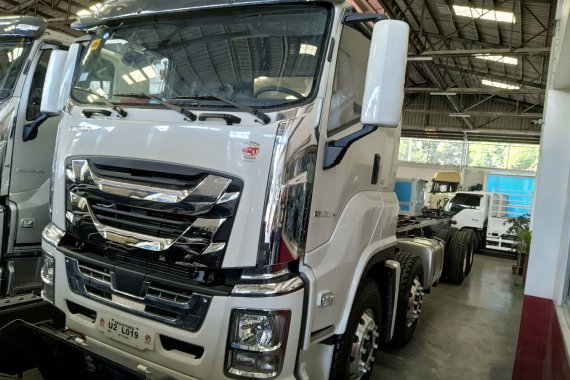 SELLING BRAND NEW ISUZU GIGA CYH 8X4 RIGID TRUCK CAB & CHASSIS 32 FEET