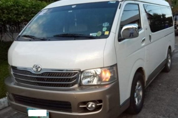 Pearl White Toyota Super Grandia 2010 Automatic First owned