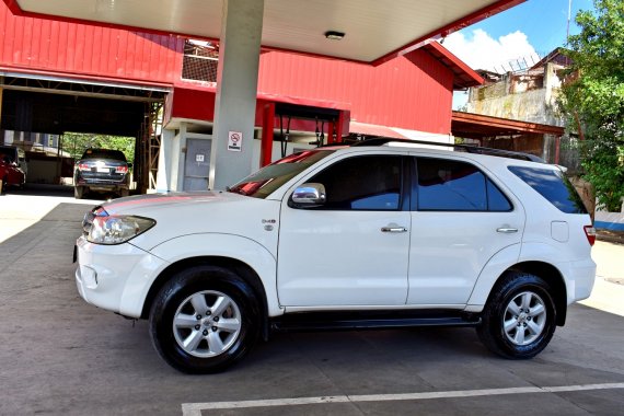 2011 TOYOTA FORTUNER G 4X2 AUTOMATIC WHITE