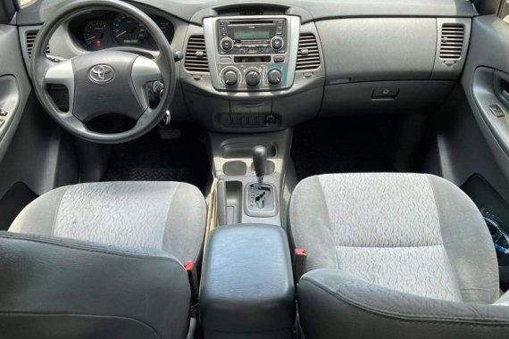 2013 TOYOTA INNOVA E GAS A/T