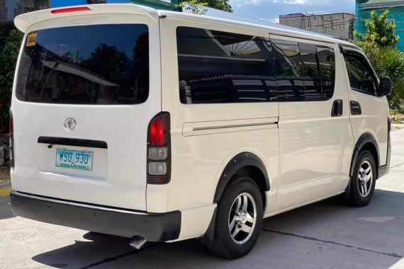 2013 TOYOTA HIACE COMMUTER DIESEL M/T - LOADED