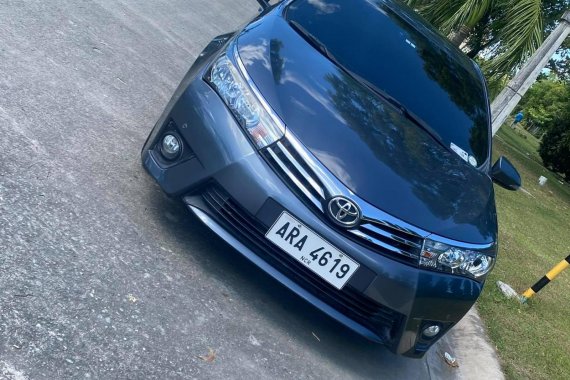 TOYOTA ALTIS 2015 V TOP OF THE LINE 