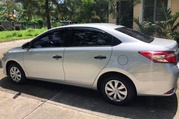 Selling Pearl White Toyota Vios 2007 in Calamba