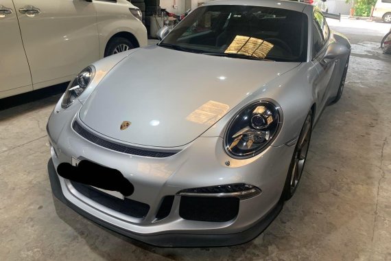 Sell Grey 2015 Porsche Gt3 in Makati