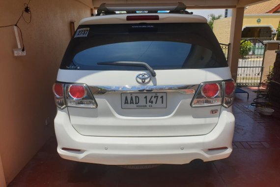 White 2015 Toyota Fortuner  2.4 G Diesel 4x2 MT  for sale