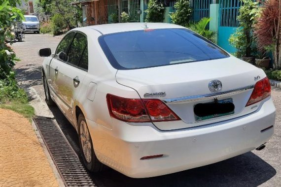 Selling Pearl White Toyota Camry 2017 in Tayabas