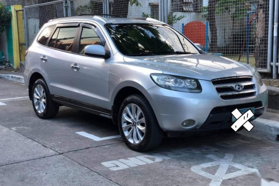 Silver Hyundai Santa Fe 2007 for sale in Manila