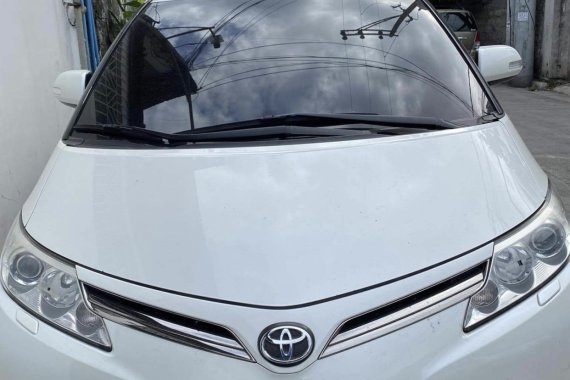 White 2013 Toyota Previa  Automatic for sale