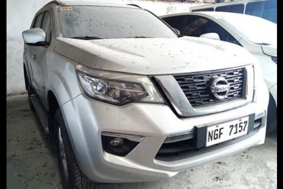 Selling White Nissan Terra 2019 in Makati