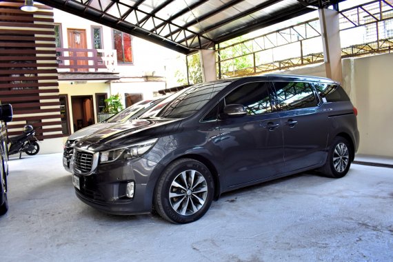 2015 Kia Grand Carnival AT CRDI 998t  Nego Mandaluyong Area