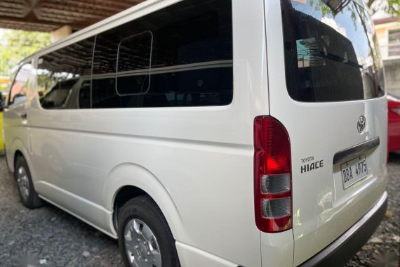 White Toyota Hiace 2020 