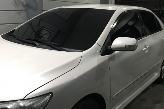 Sell used 2012 Toyota Altis Sedan